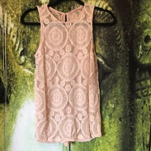 Sleeveless blush boho crochet top